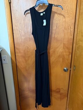 GAP Black Sleeveless Maxi Dress with Waist Tie size Medium NWT